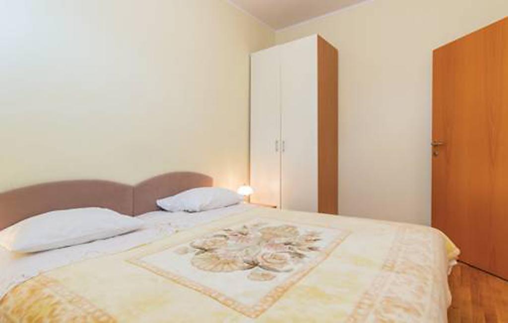 Apartments Villa Teuta Умаг Экстерьер фото
